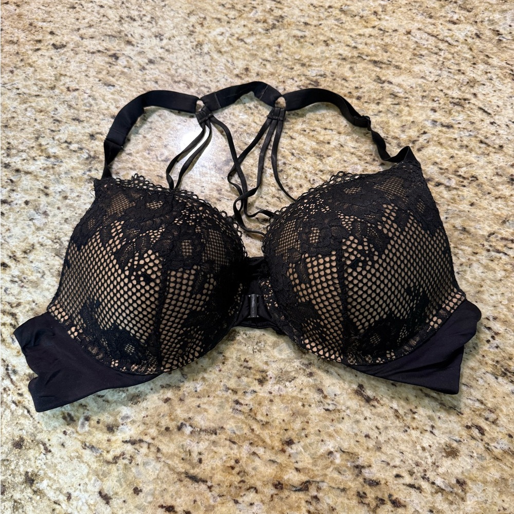 Ambrielle Strappy Lace Overlay Full Coverage Front Clasp Underwire Bra 42C